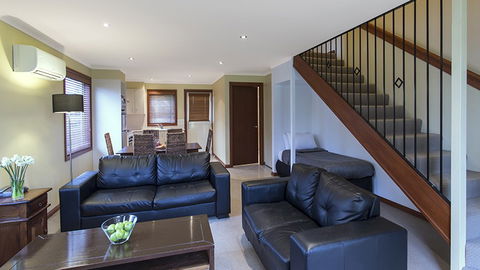 BEST WESTERN Colonial Village Motel - Holiday Great Ocean Road 1