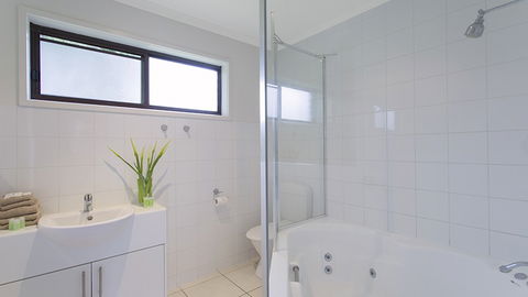 BEST WESTERN Colonial Village Motel - Holiday Great Ocean Road 5