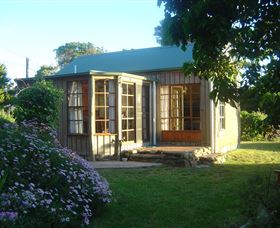 Stanley Lakeside Spa Cabins - Holiday Great Ocean Road 0