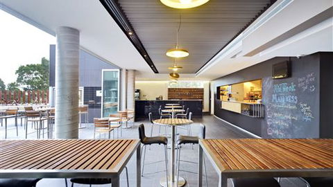 Atura Dandenong - Holiday Great Ocean Road 1