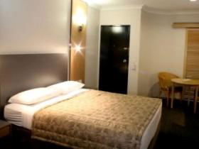 Brisbane International Virginia - Holiday Great Ocean Road 0