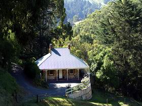 Bishops Adelaide Hills - Henry's - Holiday Great Ocean Road 0
