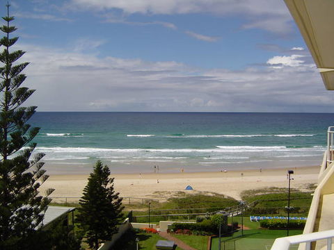 Breakers North - Absolute Beach Front Holiday Apartments - Holiday Great Ocean Road 6