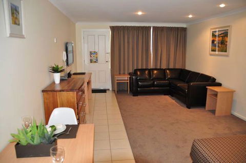 Emu Point Motel & Apartments - Holiday Great Ocean Road 4