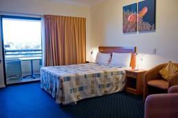 Kacy's Bargara Beach Motel - Holiday Great Ocean Road 2