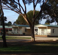 Laura Community Caravan Park - Holiday Great Ocean Road
