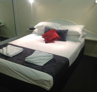 Parkside Motel  Licensed Restaurant - Holiday Great Ocean Road