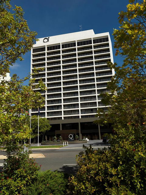 QT Canberra - Holiday Great Ocean Road 2