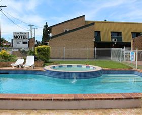 Sun Plaza Motel Mackay - Holiday Great Ocean Road 0