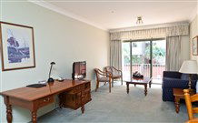Belmore All-Suite Hotel - Wollongong - Holiday Great Ocean Road 0