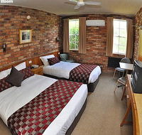 Log Cabin