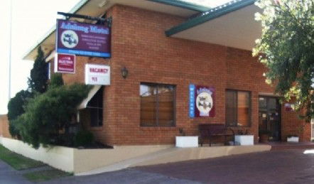 Adelong Motel - Holiday Great Ocean Road 0