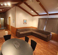 metungholidayvillas