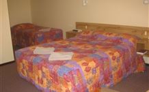 Wagon Wheel Motel And Units - Coonabarabran - Holiday Great Ocean Road 0