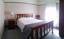 Wagga Wagga Country Cottages - - Holiday Great Ocean Road 2