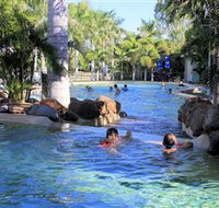 Aussie Outback Oasis Cabin and Van Village - Holiday Great Ocean Road