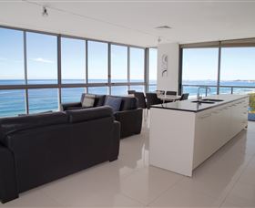 ULTIQA Air On Broadbeach - Holiday Great Ocean Road 2