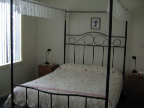 Grantham House  Pet Friendly Holiday Home - Holiday Great Ocean Road 2