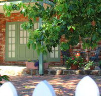 Kalamunda Carriages and Three Gums Cottage - Holiday Great Ocean Road