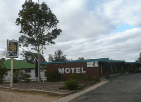 Rainbow Motor Lodge Pot of Gold - Holiday Great Ocean Road