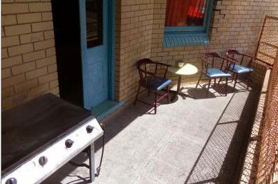 Cambridge Hotel Backpackers - Holiday Great Ocean Road 3