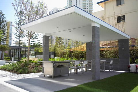 Ultra Broadbeach - Holiday Great Ocean Road 2