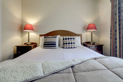 Ashmont Motor Inn And Apartments - Holiday Great Ocean Road 1