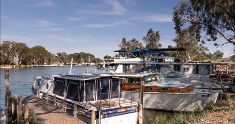 Murray Bridge Marina Camping And Caravan Park - Holiday Great Ocean Road 0