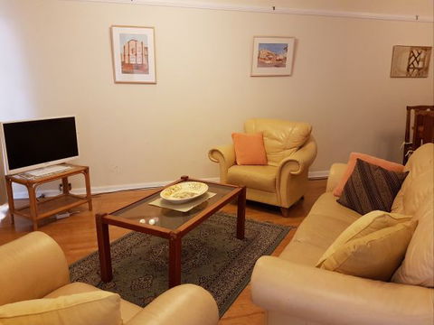 Newcastle Terraces And Apartments - NBC Apartments - Holiday Great Ocean Road 2