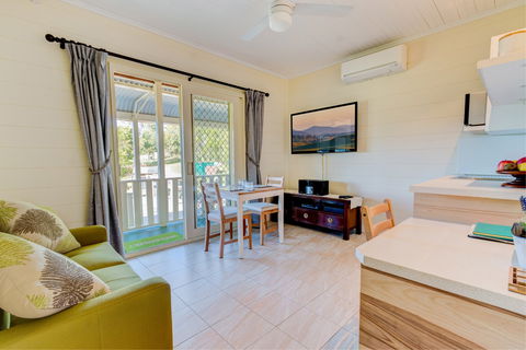 All About Me Bed And Breakfast - Holiday Great Ocean Road 2