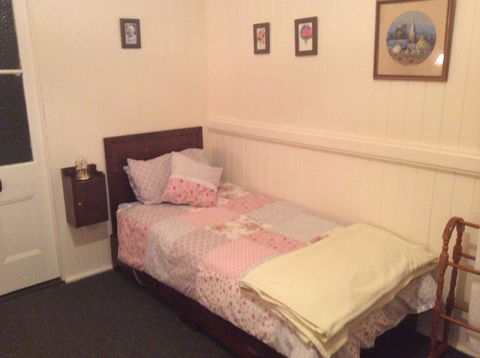 Dillons Cottage Stanthorpe - Holiday Great Ocean Road 6