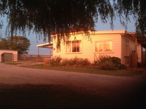 Fairview Bed And Breakfast Cottage - Holiday Great Ocean Road 1