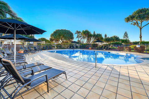 Golden Riviera Beach Resort - Holiday Great Ocean Road 1