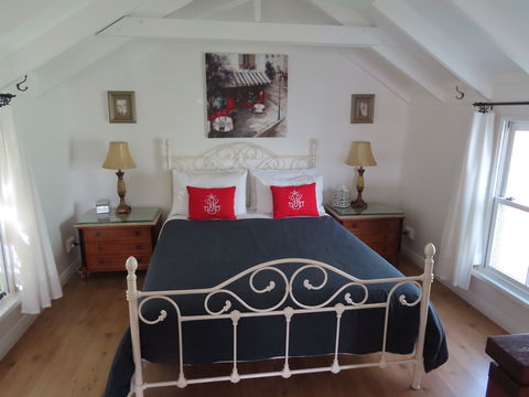 Maison De May Boutique Bed And Breakfast - Holiday Great Ocean Road 0