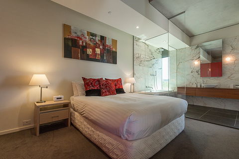 Accommodate Canberra - Holiday Great Ocean Road 1