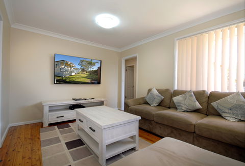 Barrack Point Holidays At Warilla Bowling Club - Holiday Great Ocean Road 1