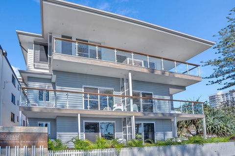 Bujerum Apartments On Burleigh - Holiday Great Ocean Road 1
