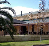 Dongara Hotel Motel - Holiday Great Ocean Road