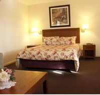 Armidale Pines Motel - Holiday Great Ocean Road