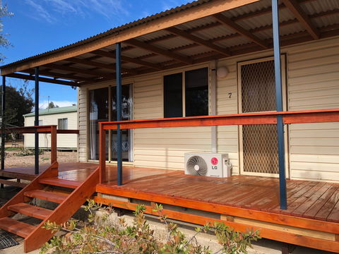 Wagga Wagga Tourist Park - Holiday Great Ocean Road 0