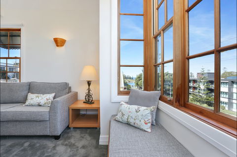 Bellevue Accommodation (The Bellevue Kiama) - Holiday Great Ocean Road 1