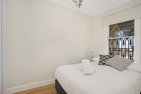 Newcastle Executive Homes - Oceanview Terrace - Holiday Great Ocean Road 1