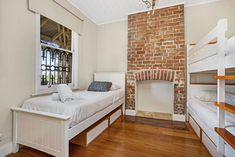 Newcastle Executive Homes - Oceanview Terrace - Holiday Great Ocean Road 2