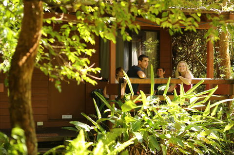 Samurai Beach Bungalows Port Stephens YHA - Holiday Great Ocean Road 2