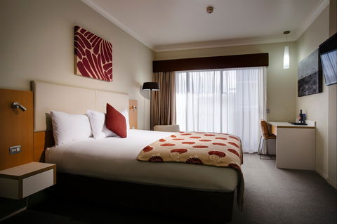 Grand Hotel And Apartments Townsville - Holiday Great Ocean Road 2