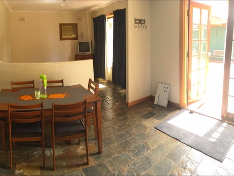 Stopover On Ocean Avenue - Holiday Great Ocean Road 0