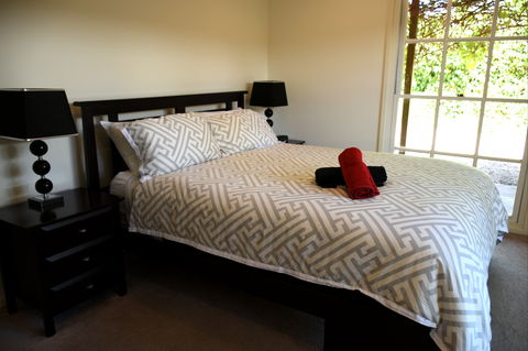 Wagga Riverside Apartments - Holiday Great Ocean Road 1