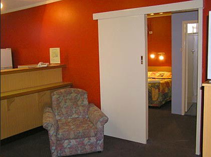 Annerley Motor Inn - Holiday Great Ocean Road 2