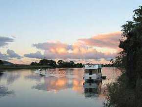 Tweed River House Boats - Holiday Great Ocean Road 1