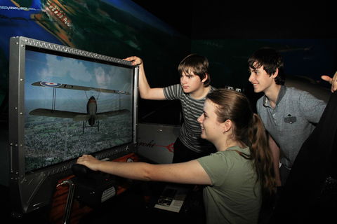 Hinkler Hall Of Aviation - Holiday Great Ocean Road 1